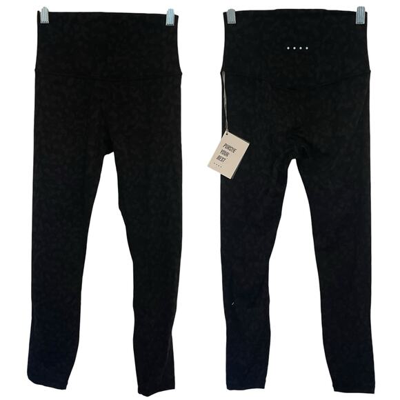 NWT ACTA 25" Evo Legging In Black Leopard Print Cropped Athletic Size Small - Picture 1 of 9